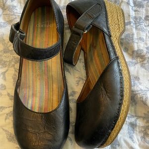 Dansko espadrilles clogs size 41 aka womens 10